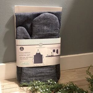 Huntington Home Linen Blend  3 Piece Apron Potholder Set